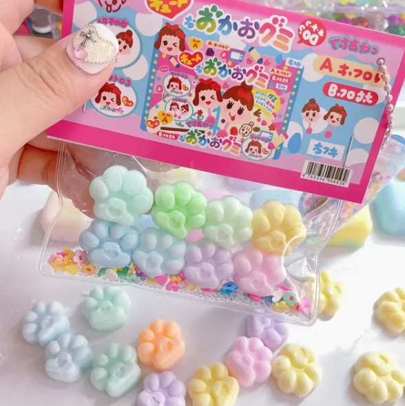Mini 6-8Pc Cat Paw Squishes