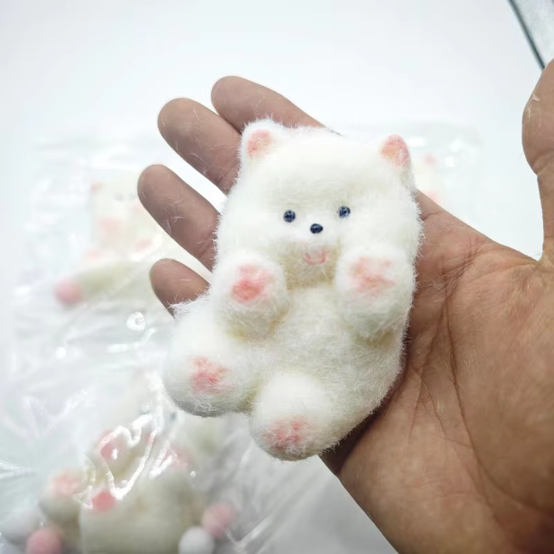 Fluffy Snow Animal Taba Squishy