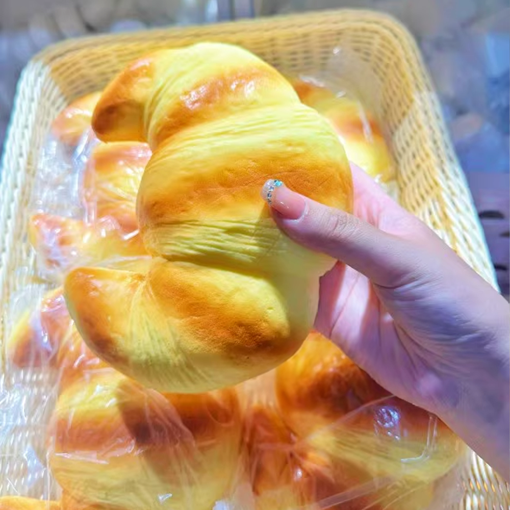 Croissant Squishy